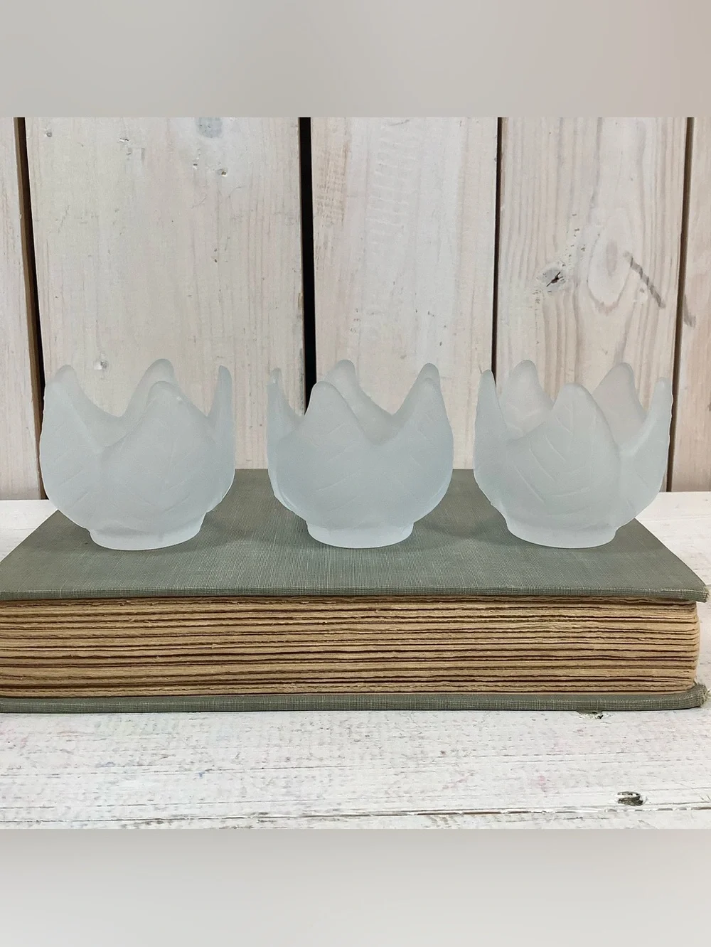 PartyLite Frosted Lotus Tulip Tea Light Candle Holders - Picture 4 of 11